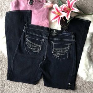 Rock&Republic Kassandra Embroidered Bootcut Jeans
